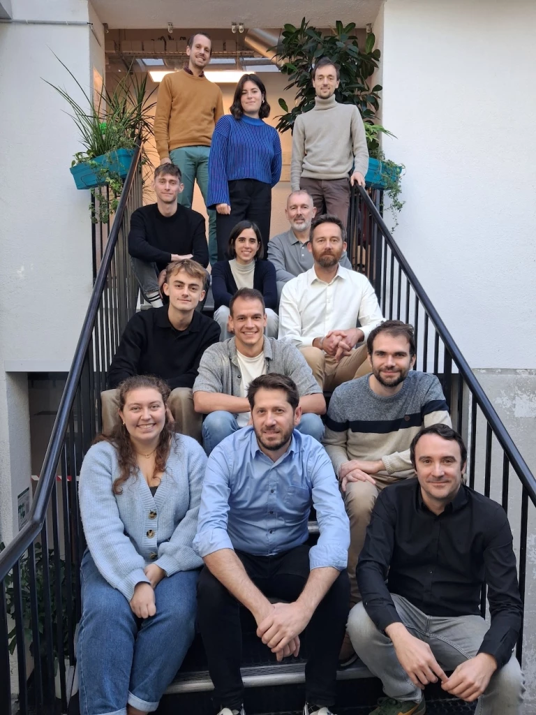 La Team EH2 qui développe et réalise vos projets de production d'électricité d'origine renouvelable